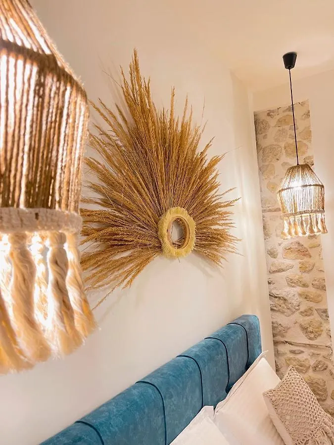 Bohemian Boutique Suites Vlore Apartment