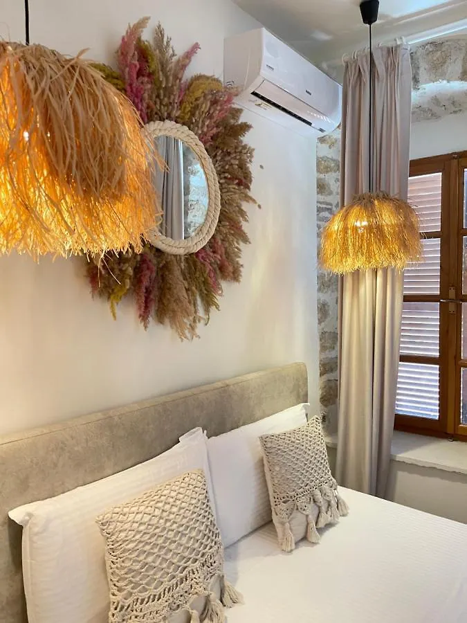 Bohemian Boutique Suites Vlore Apartment