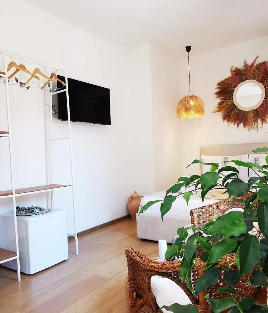 Bohemian Boutique Suites Vlore 0*,